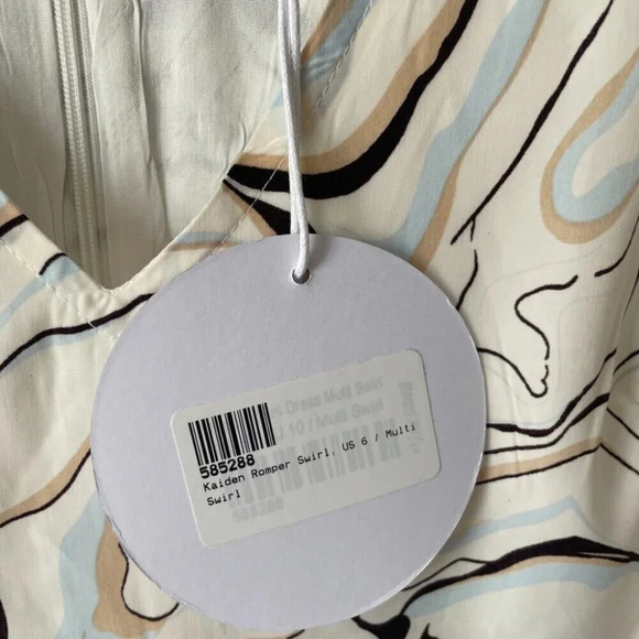 Princess Polly Kaiden  Romper NWT Swirl Size 6 - Picture 8 of 9